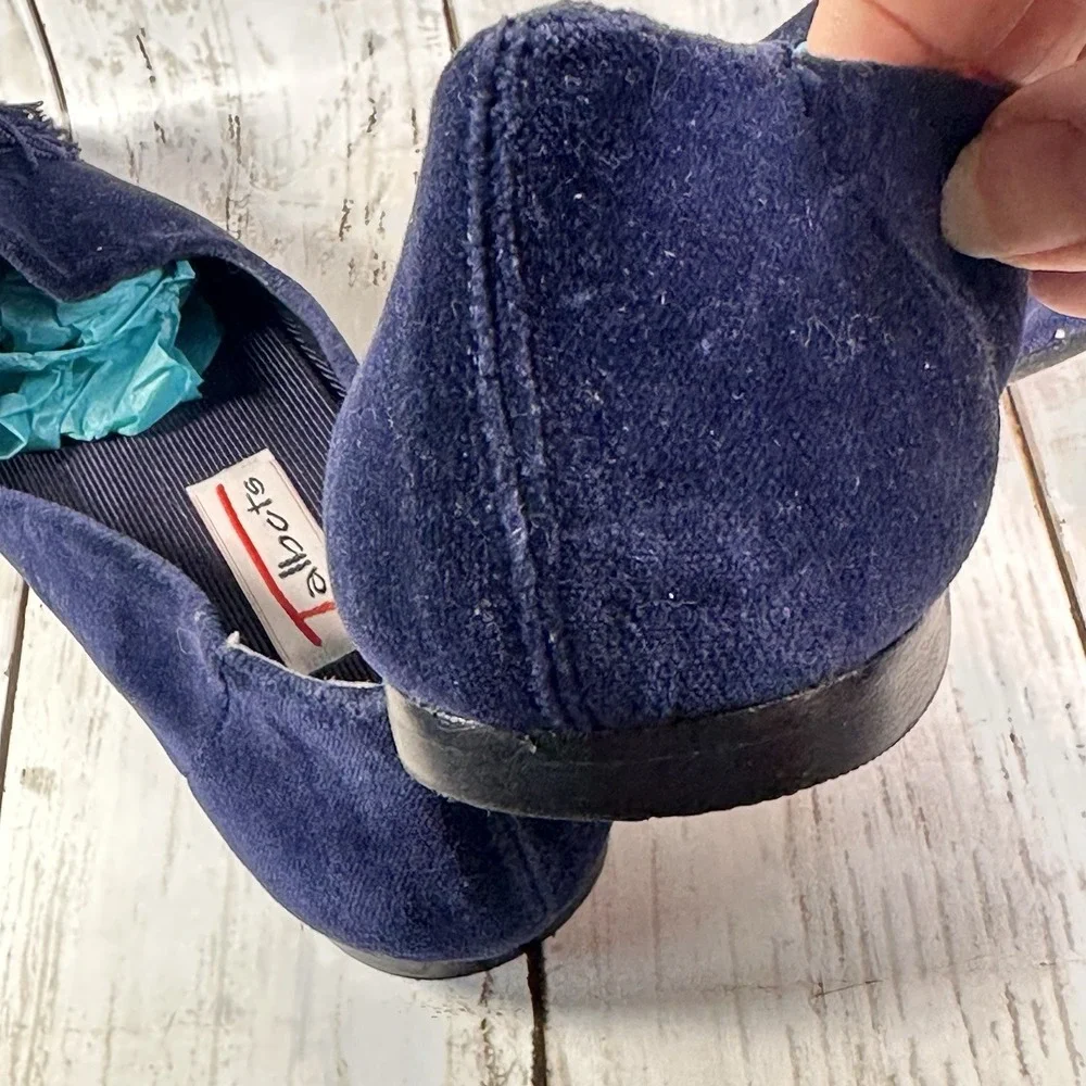 Talbots Womens Blue  Velvet Slip On‎ Smoking Flats Tassels Loafers Shoes sz 8AA